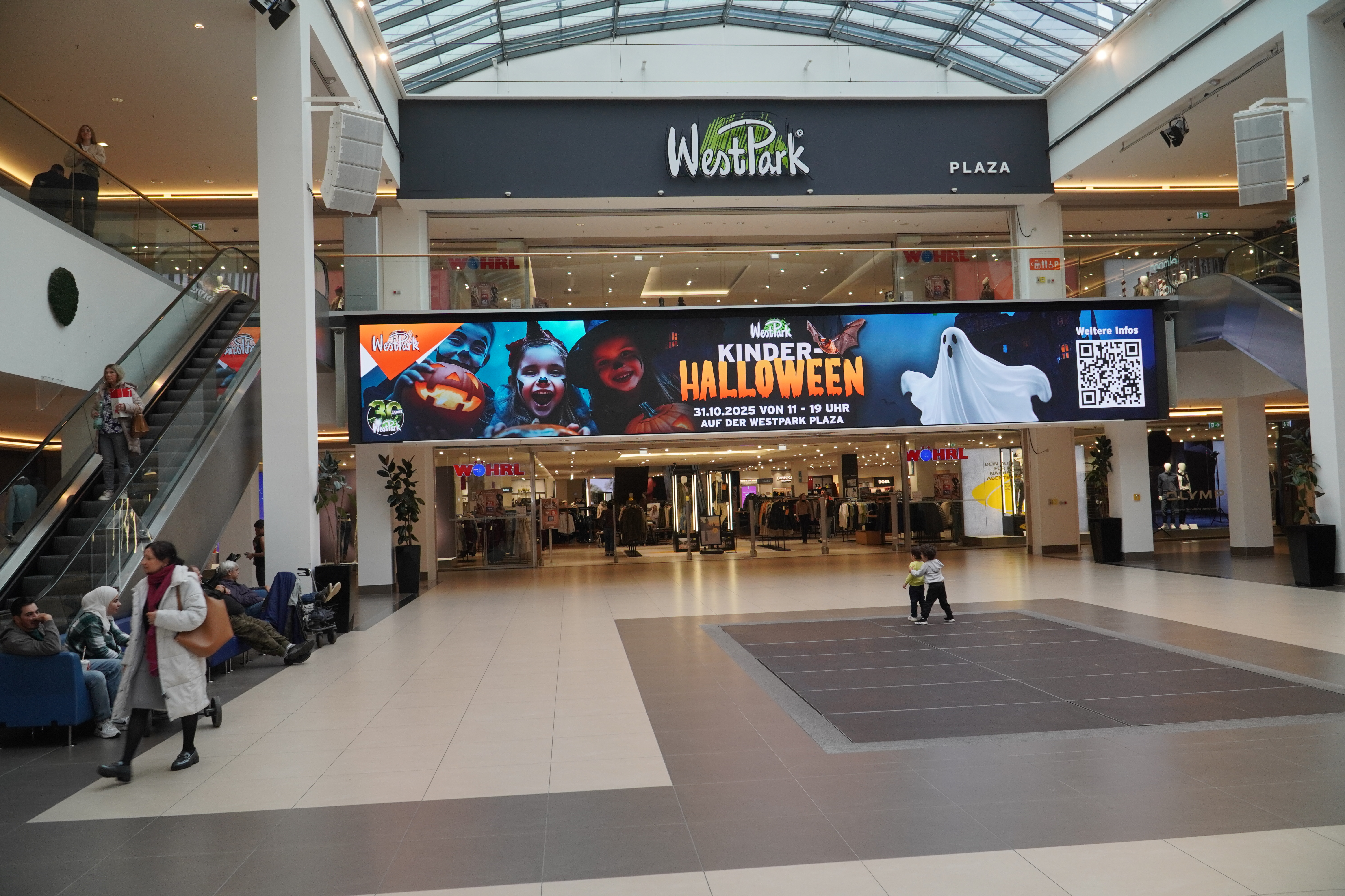 eddy Westpark Display — Visibility